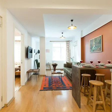 Classical Modern In Taksım&istiklal Daire *